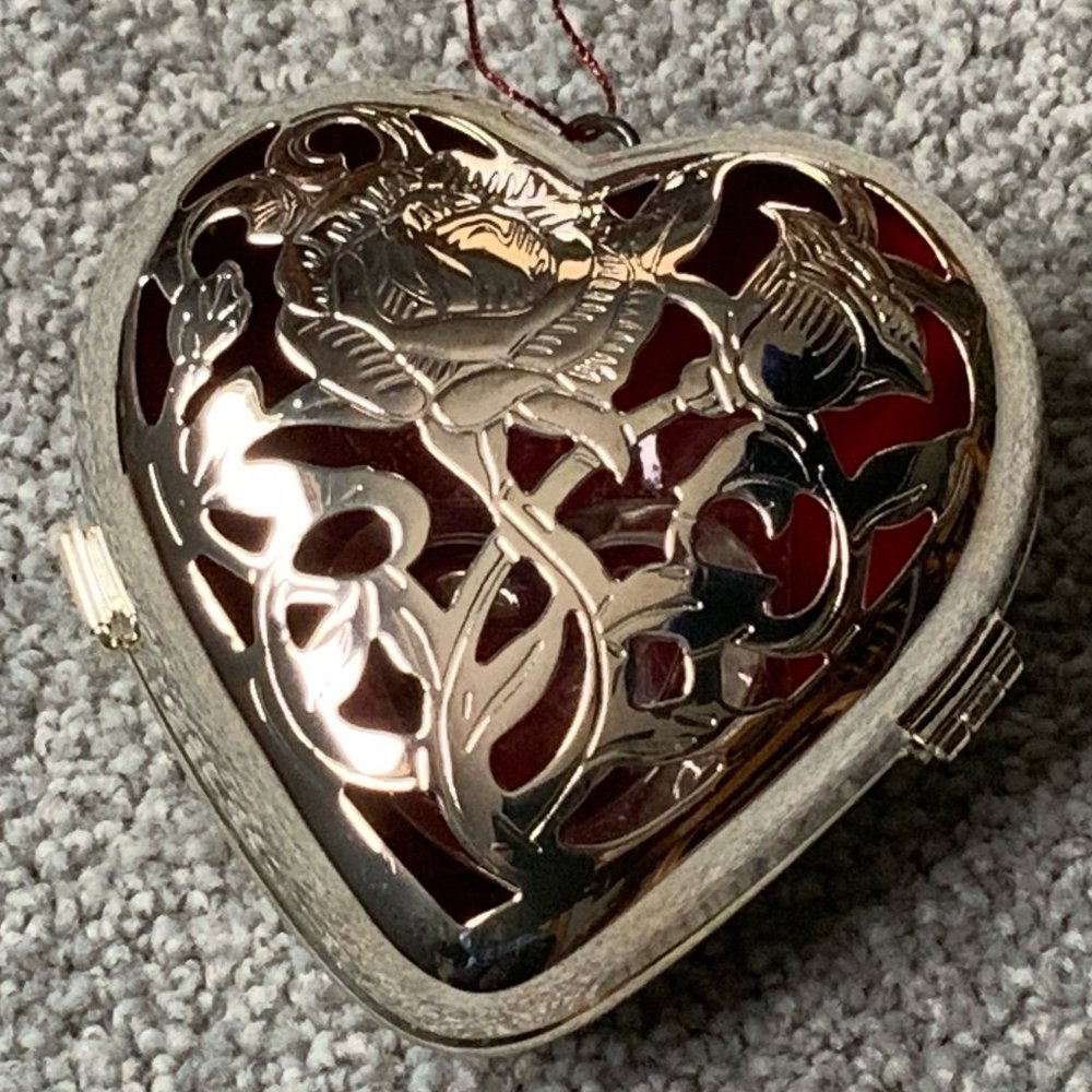 Lenox Kirk Stieff Collection Wedding Promises Friendship Heart Trinket Box - Picture 2 of 10